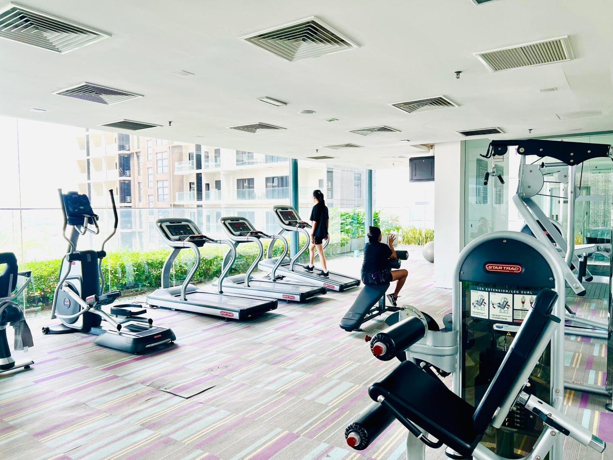 Apartment The Summer Klcc By Classy