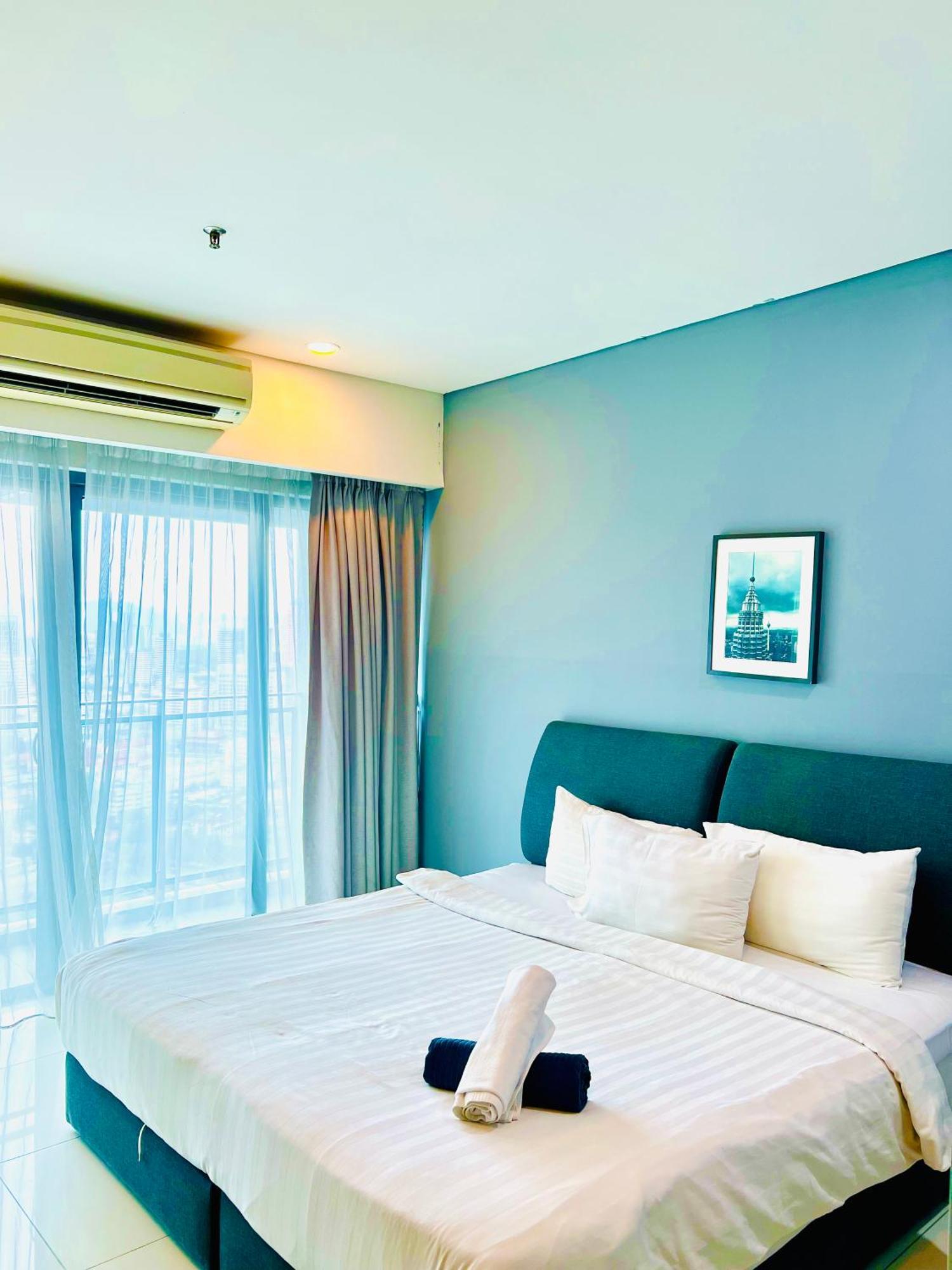 The Summer Klcc By Classy Apartment