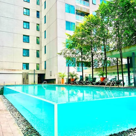 The Summer Suite Klcc By Classy Home Kuala Lumpur Exterior photo