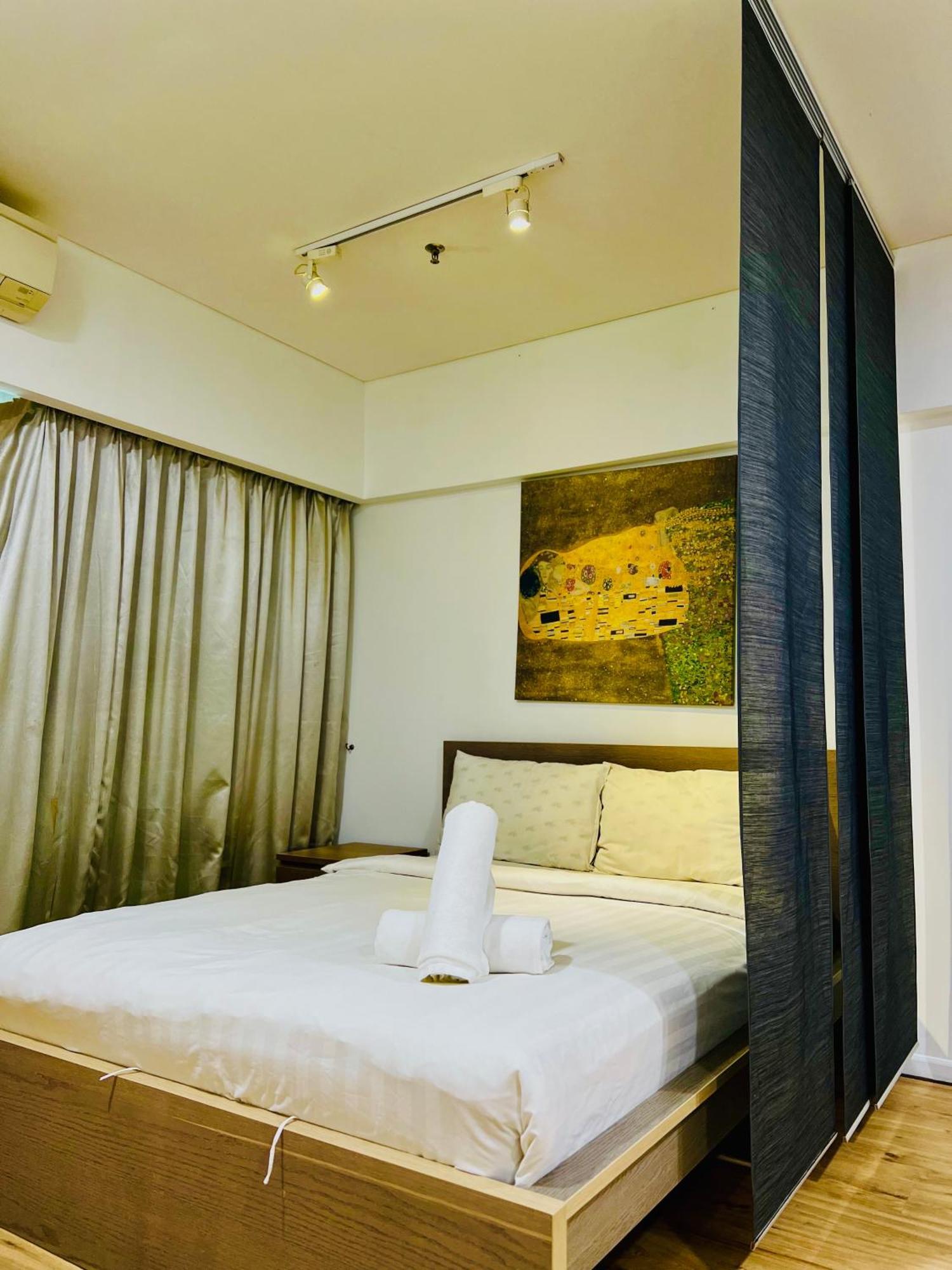 Apartment The Summer Klcc By Classy